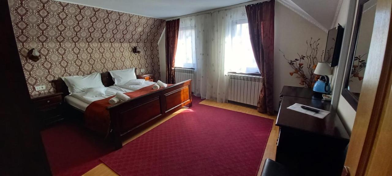 Pensiunea Magnolia Sibiu Luaran gambar